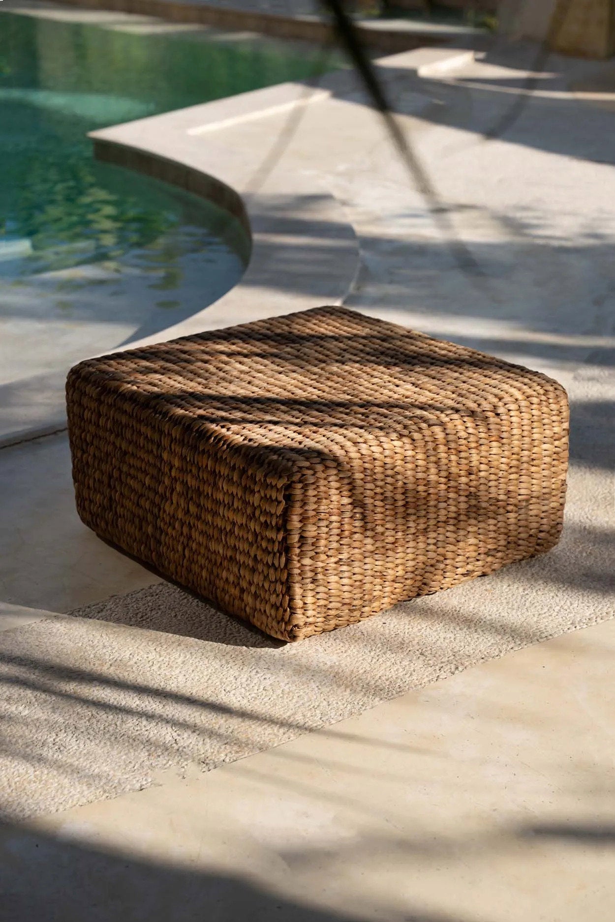 Hyacinth Pouf - Square water hyacinth pouf in natural color
