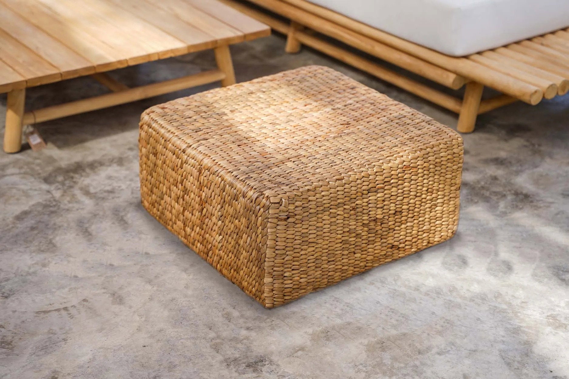 Hyacinth Pouf - Square water hyacinth pouf in natural color
