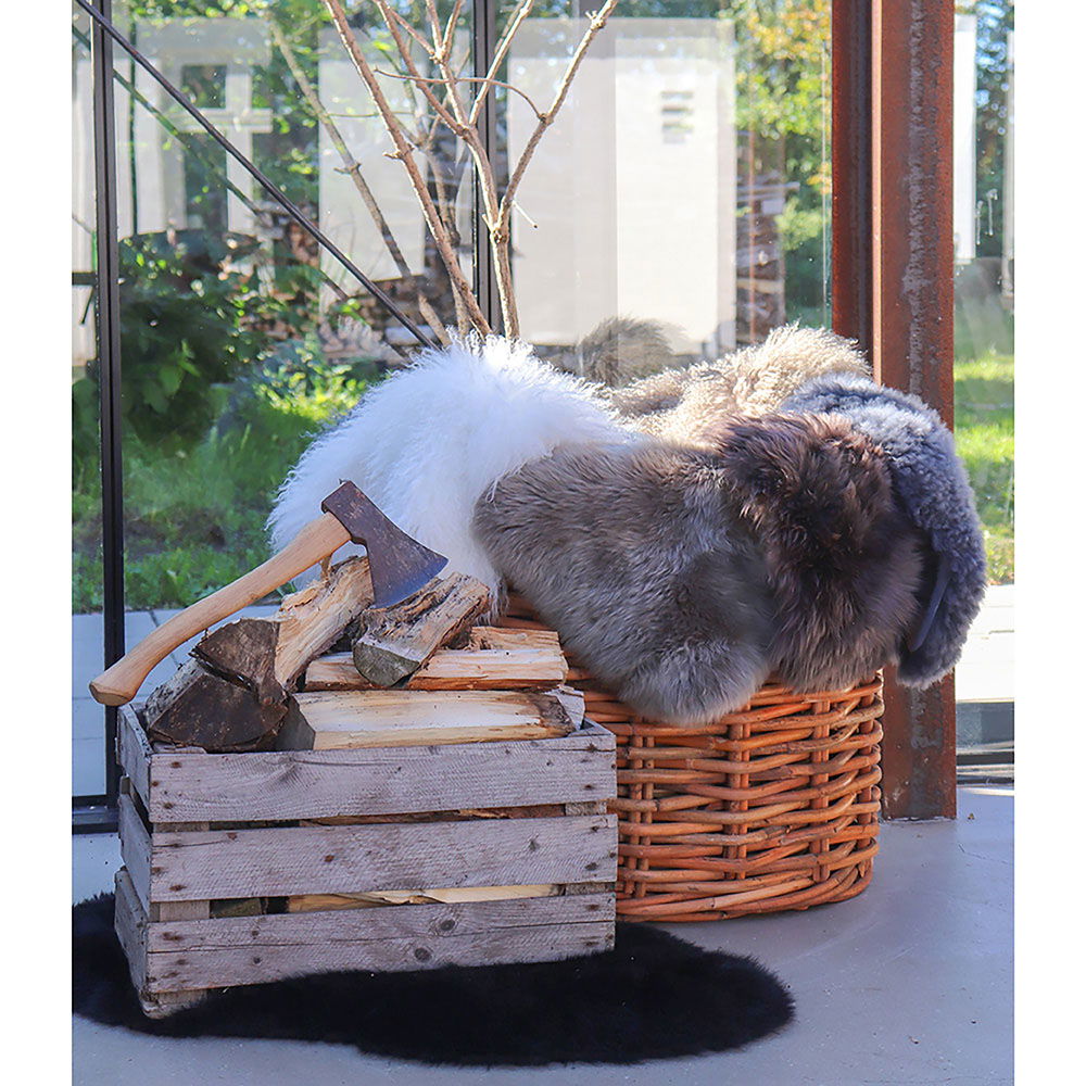 Lambskin - Lambskin in brown 50x85 cm