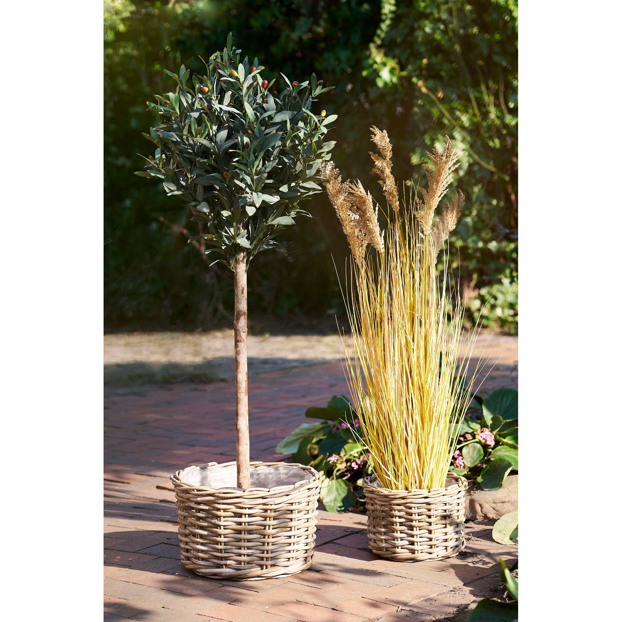 Mand Cesti Kalak – natuurlijke Kubu rattan manden in set van 2