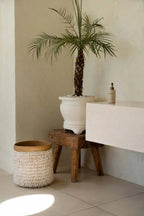 Mand Pandan Mand #2 – handgemaakt uit pandan met schelpen in natuurlijk wit