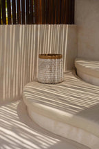 Mand Pandan Mand #2 – handgemaakt uit pandan met schelpen in natuurlijk wit