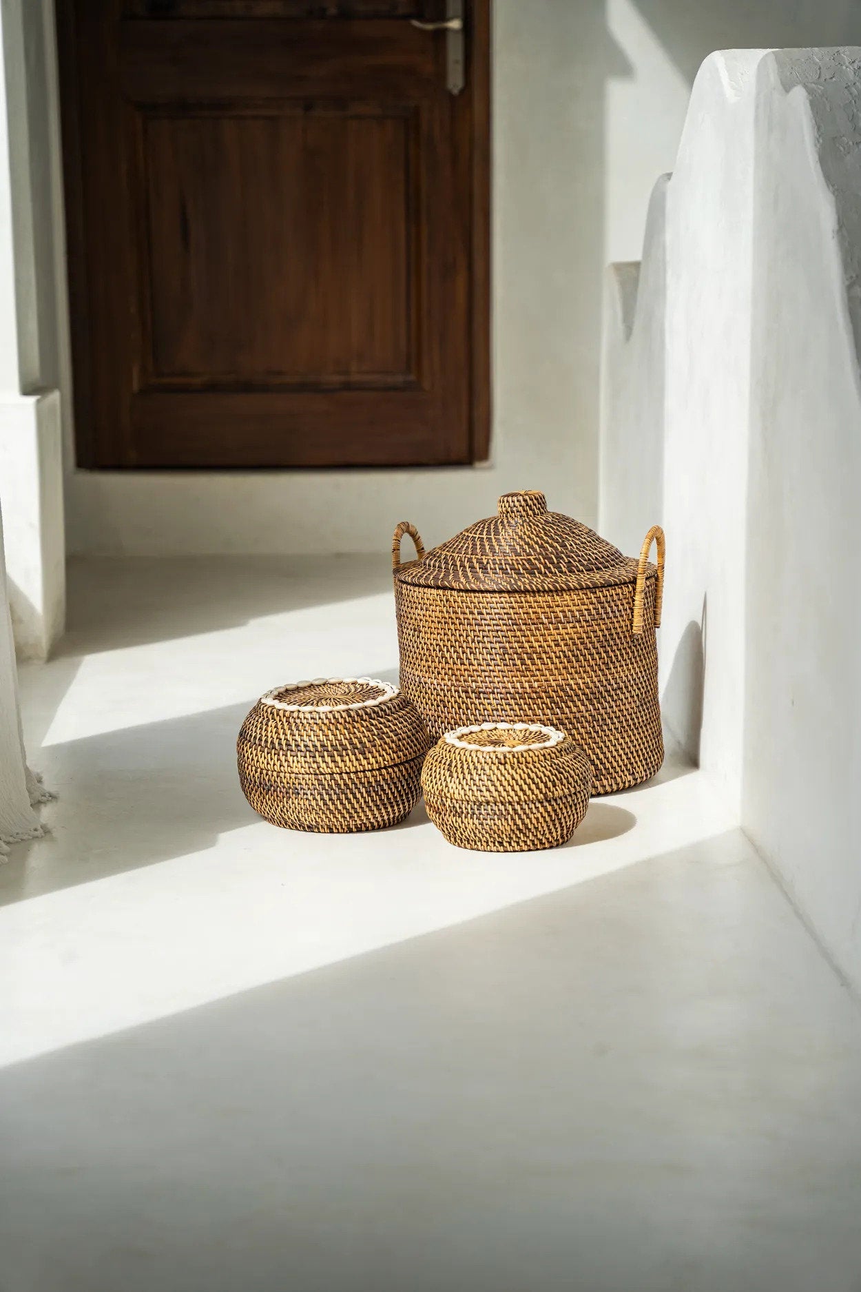 The Colonial Handle Basket - Natural Brown