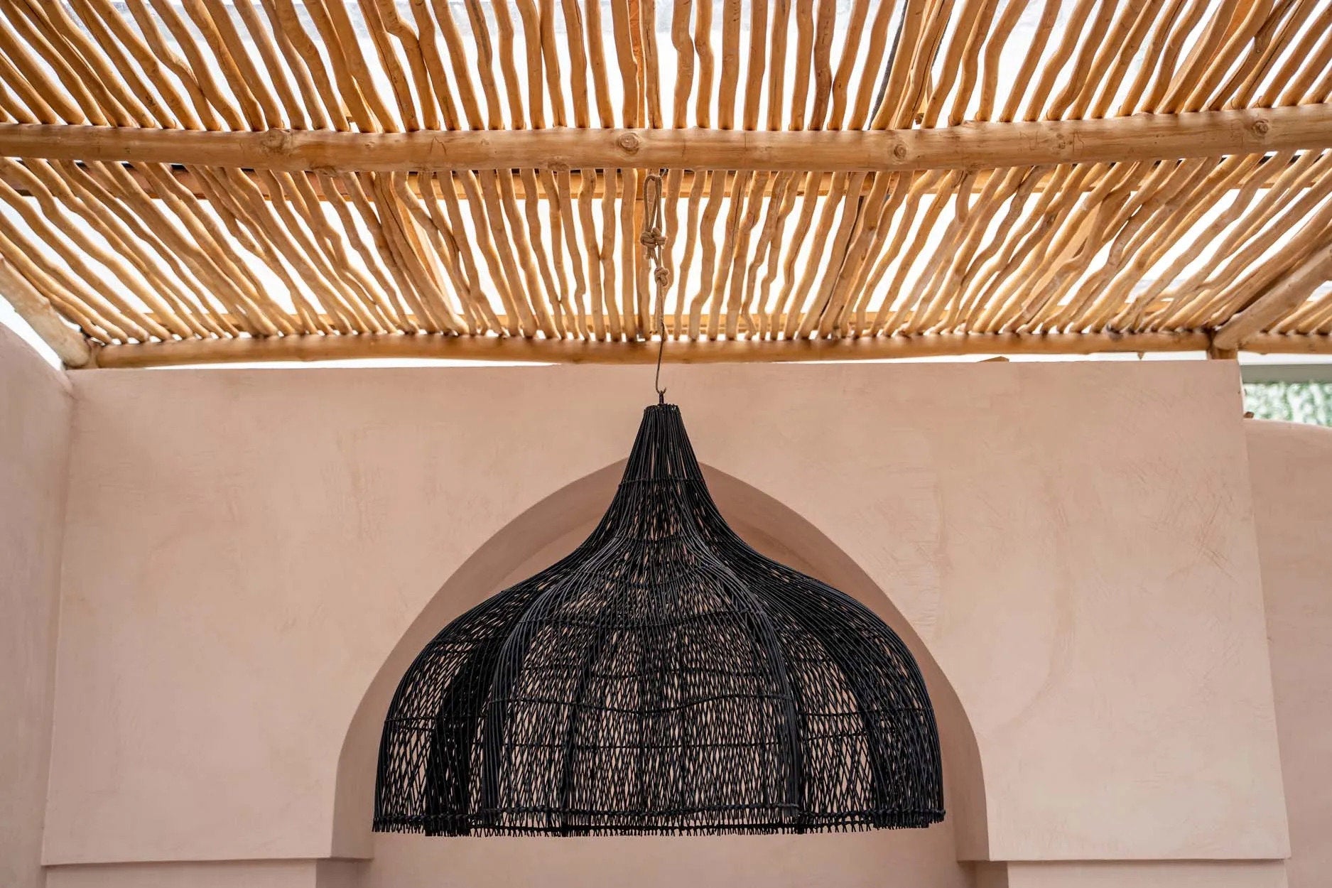 De opgeklopte hanger - Zwart - XL