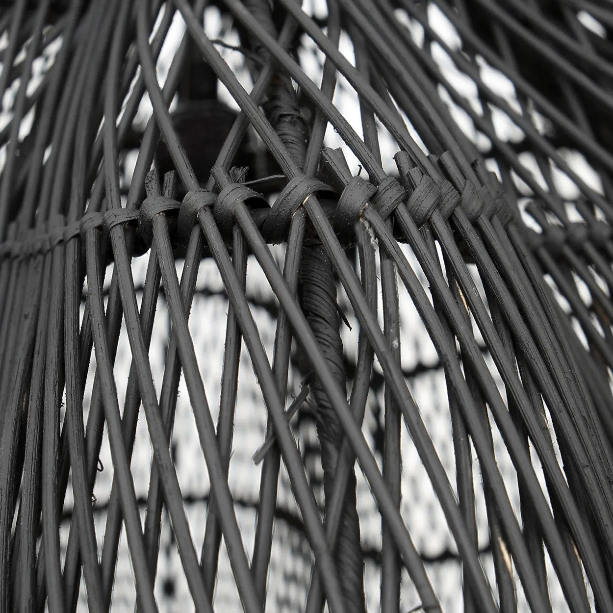 De opgeklopte hanger - Zwart - XL