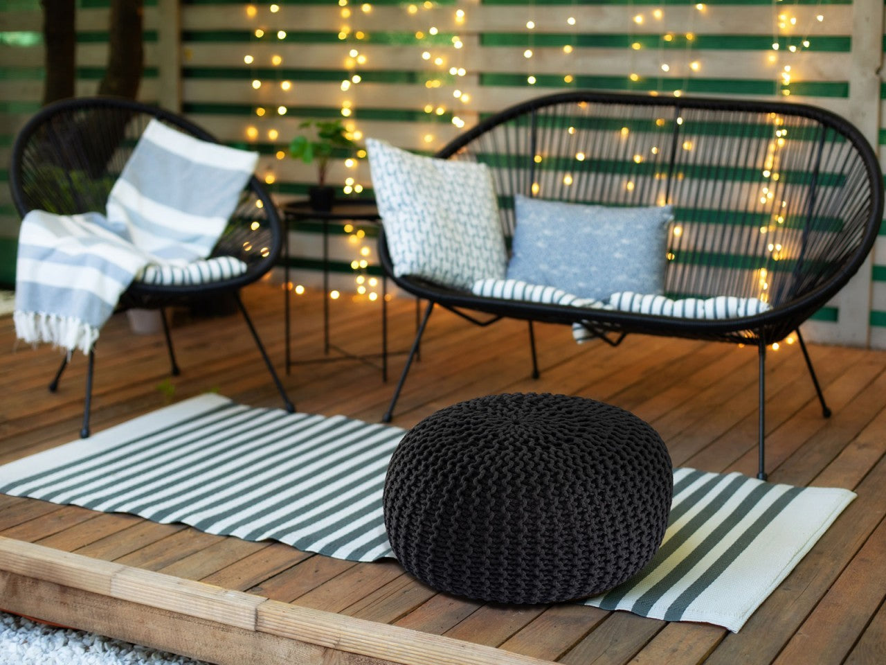 Premium pouf – knitted pouf made of recycled plastic in anthracite