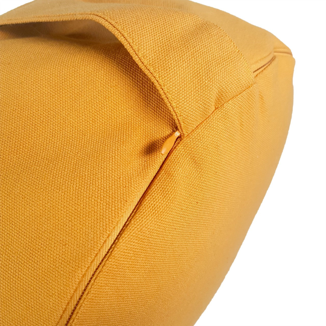 Lotus pouf – handmade cotton in seven colours