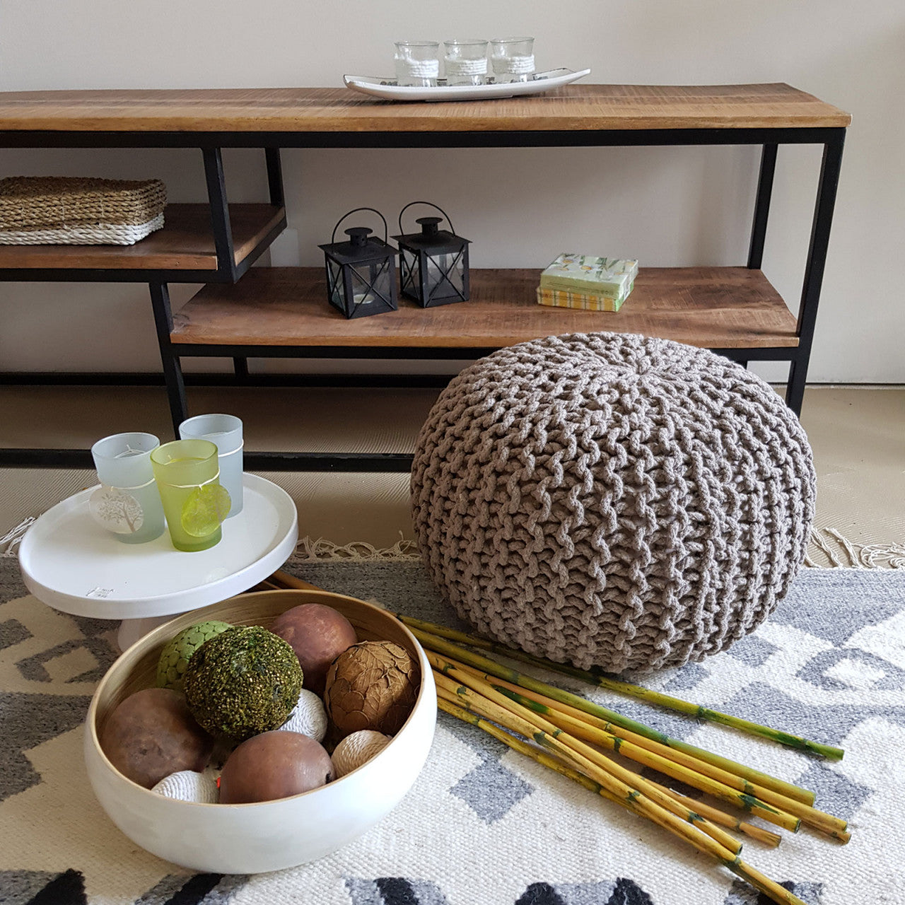 Zora seating pouffe – coarse knitted cotton in natural