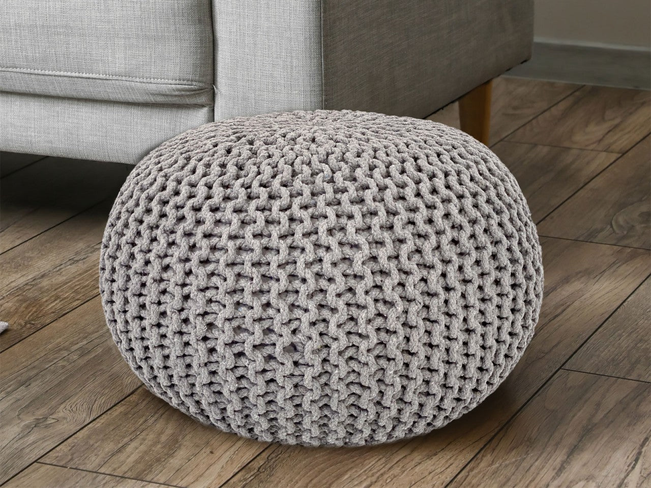 Strickhocker pouf – hand-knitted pouf in light gray