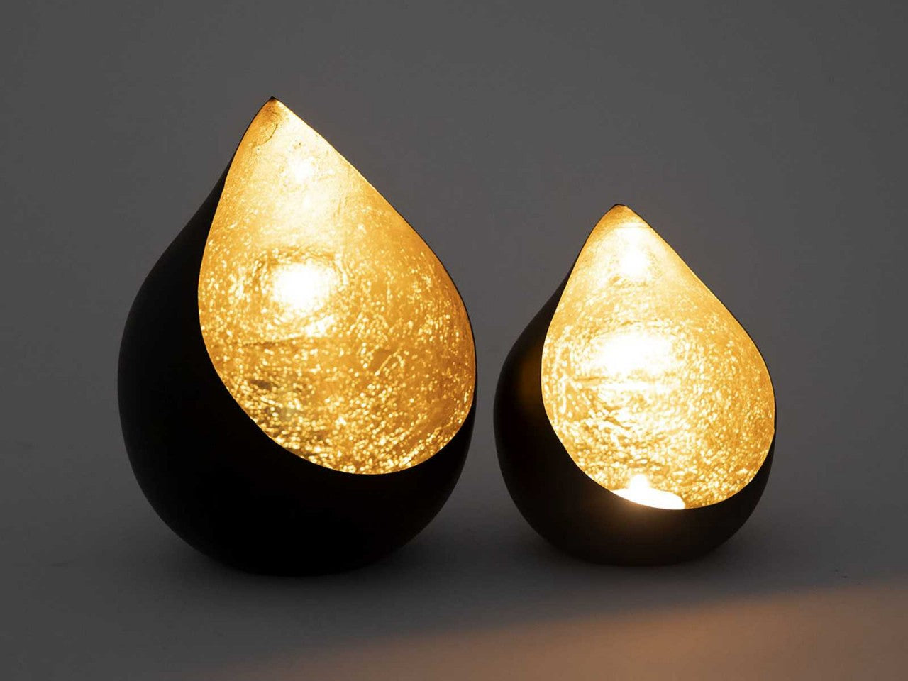 Romy candle holder set – drop-shaped matte black and gold