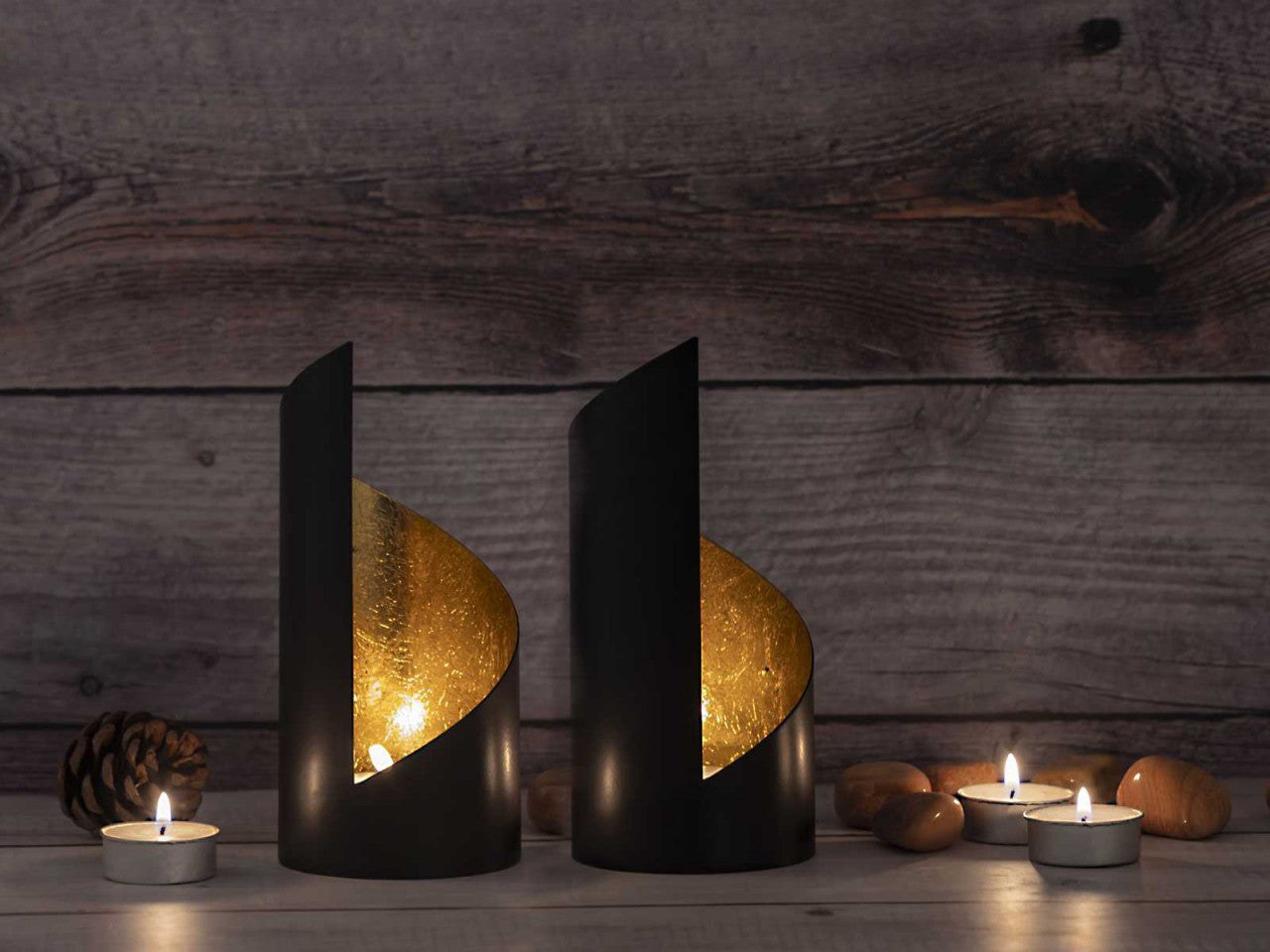 Candle holder Kevin – handmade metal in matte black with gold