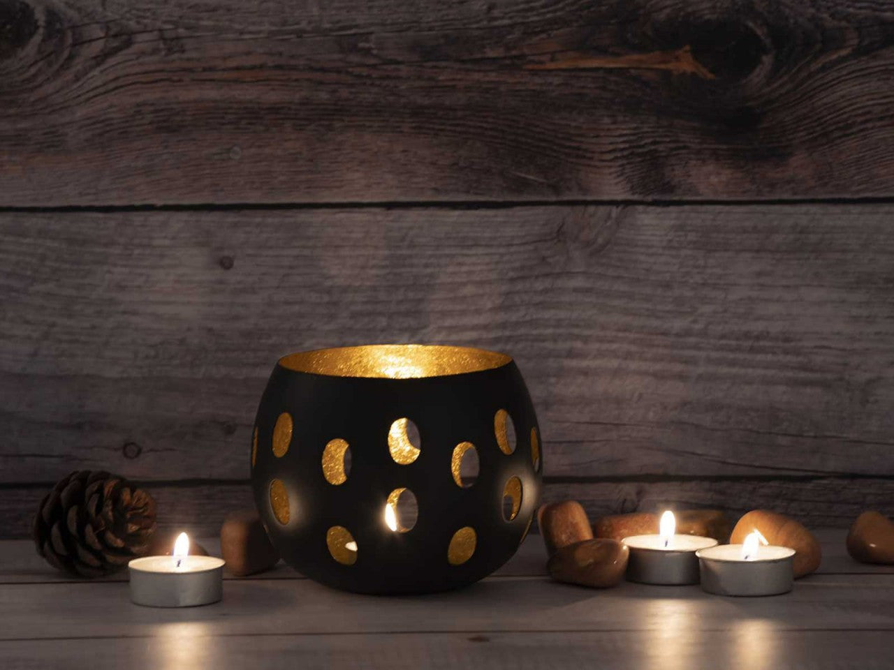 Florina tea light holder set – handmade in black and gold