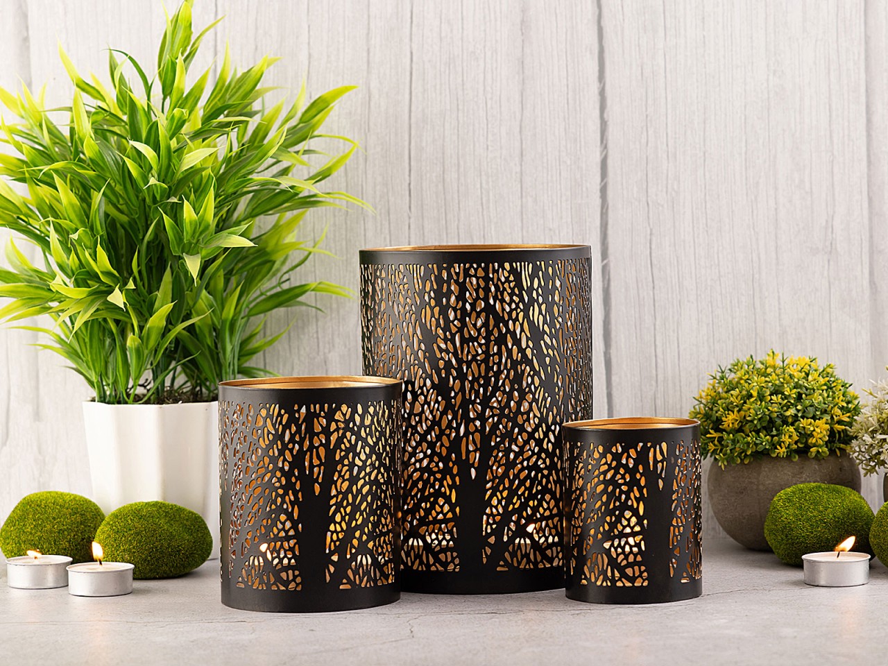 Forest candle holder – handmade metal system in black and gold