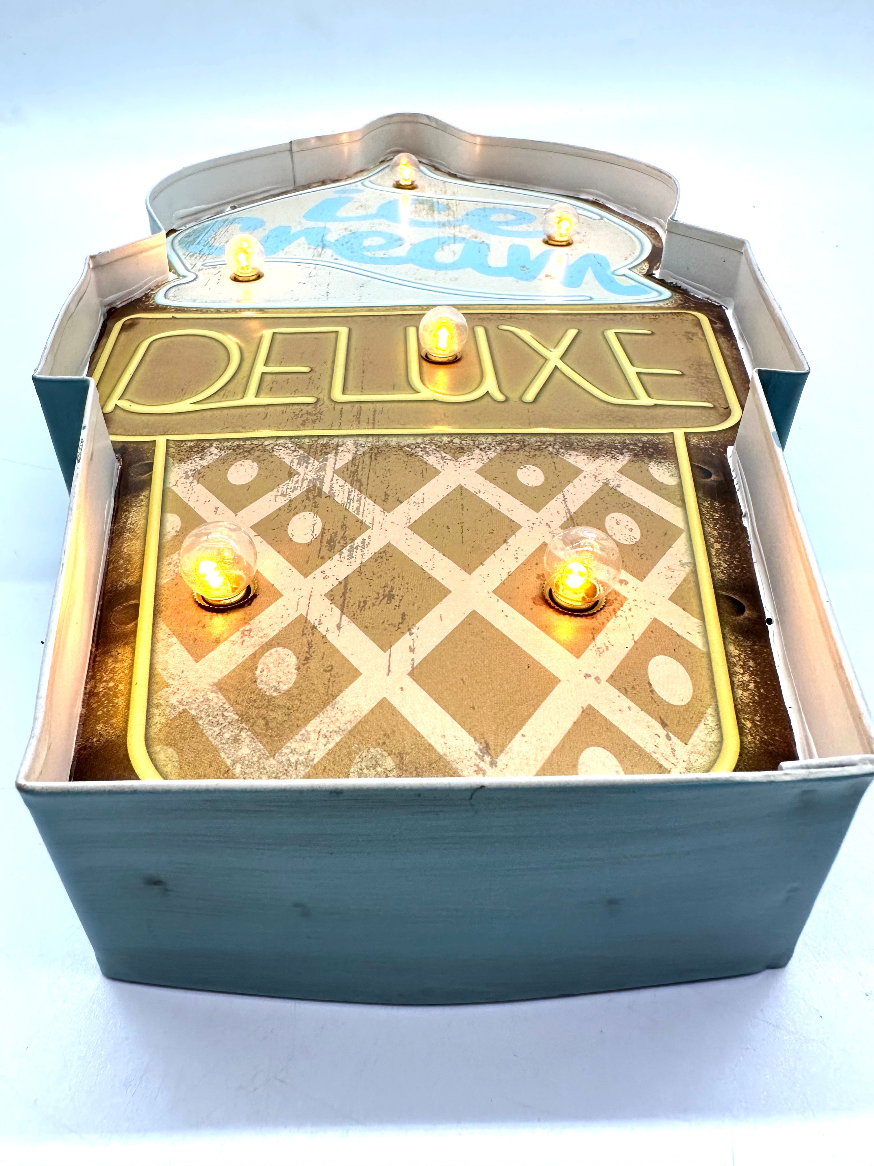 Metal Light Sign - Ice Cream Deluxe - LED Lighting 