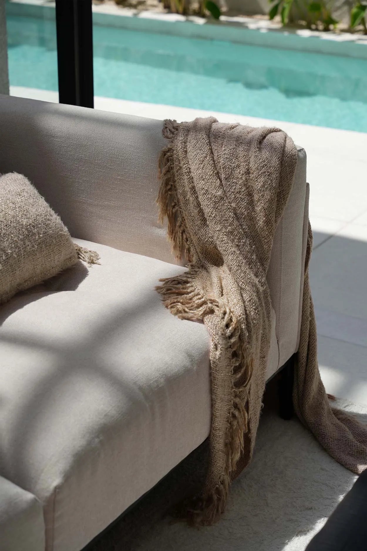 Luxurious hand-woven plaid - Beige