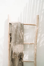 Luxurious hand-woven plaid - Beige