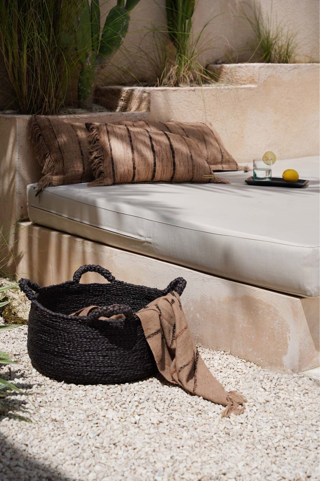 Luxurious hand-woven plaid - Beige Black