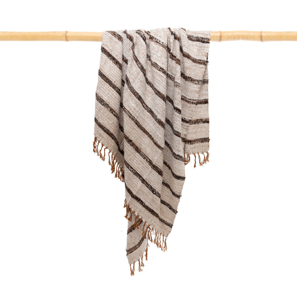 Luxurious hand-woven plaid – Bohemian White