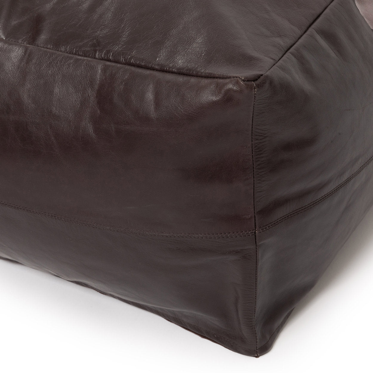 Zitpoef Chocolade – zachte nappaleer poef in chocoladetint