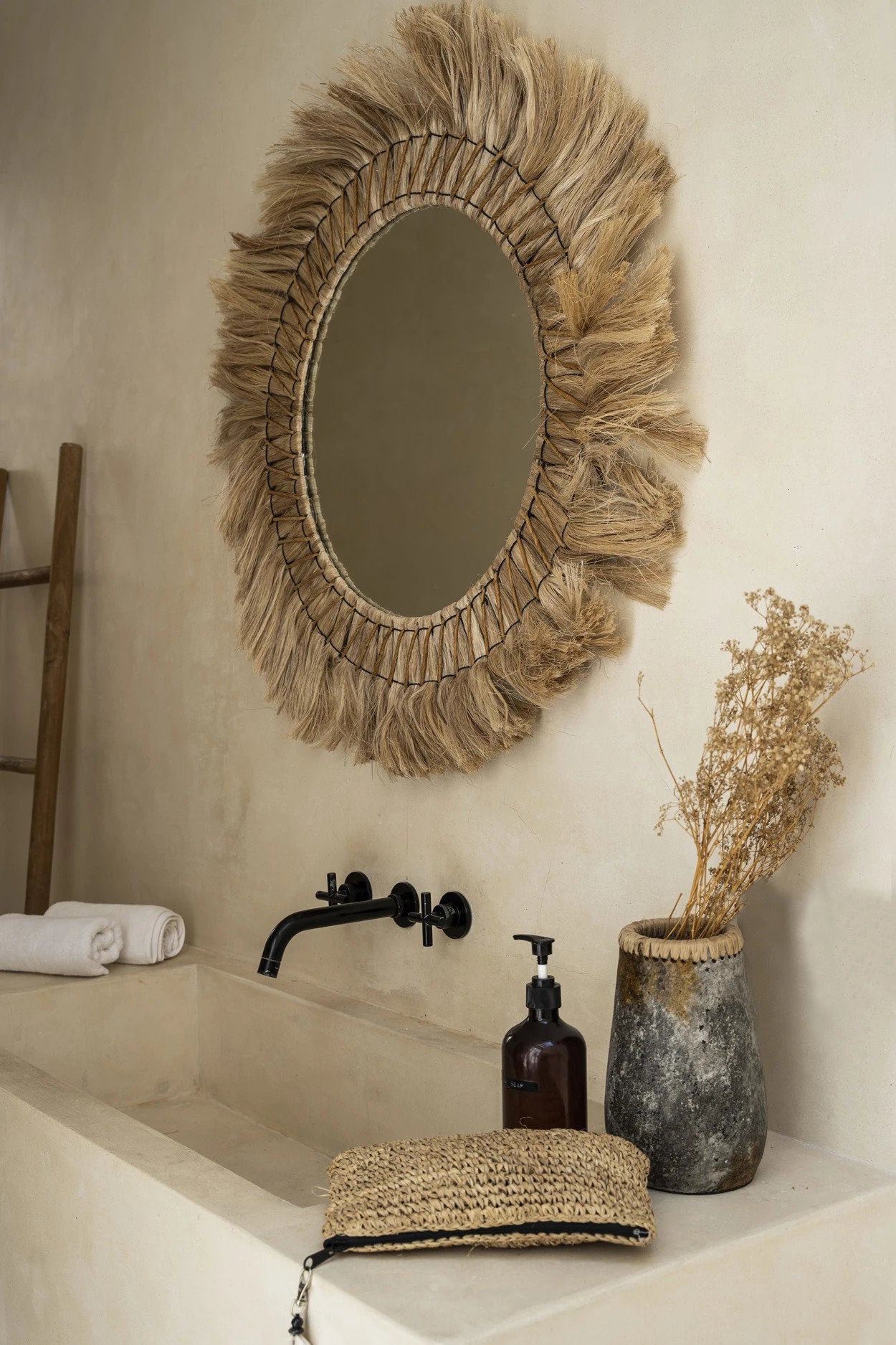 Antique Grey Vase – terracotta with raffia detail in a refined design