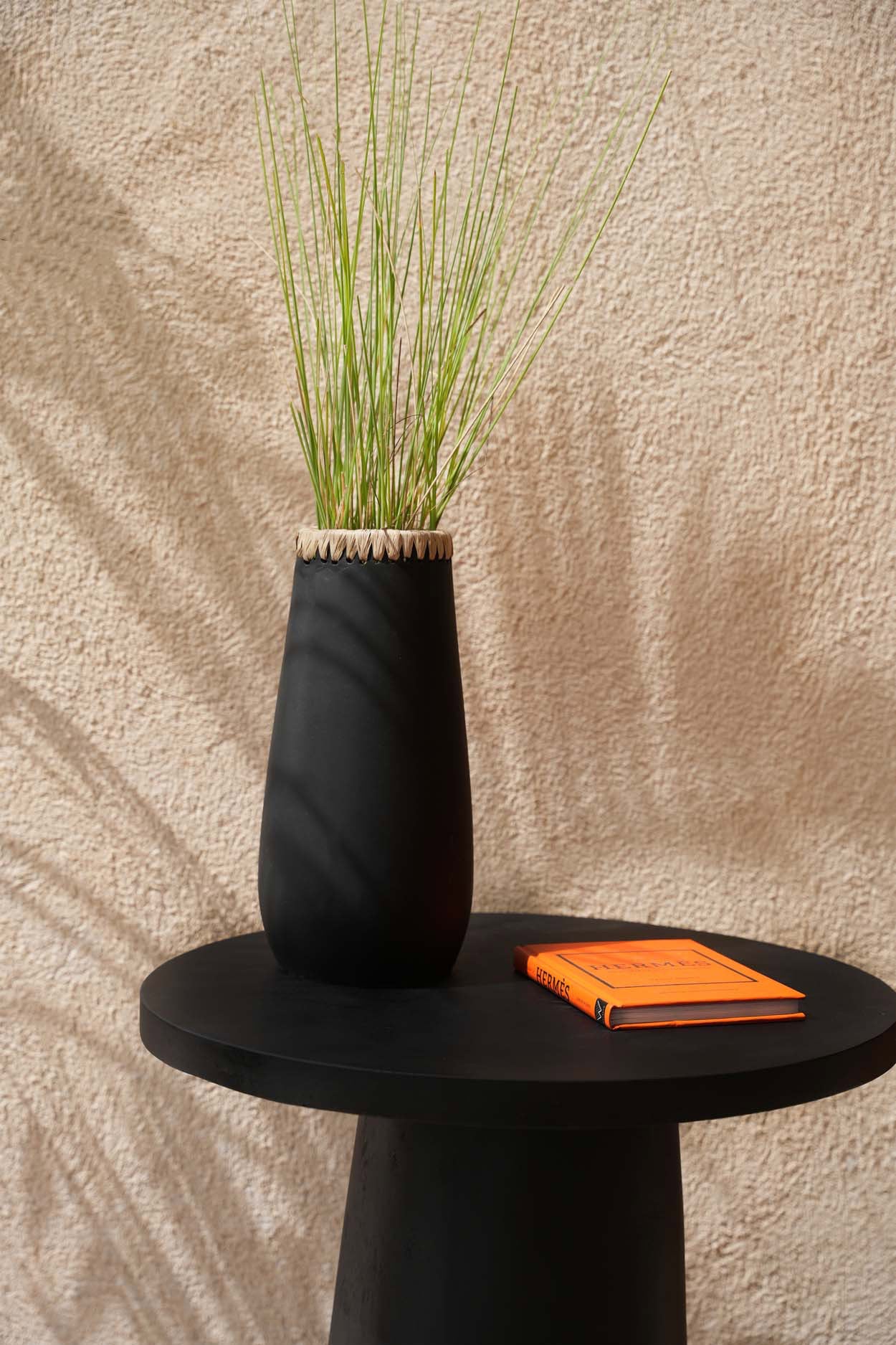 Vase Black Natural - terracotta with raffia details in black