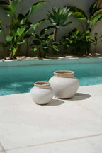 Vase Styly - terracotta with raffia in a natural shade