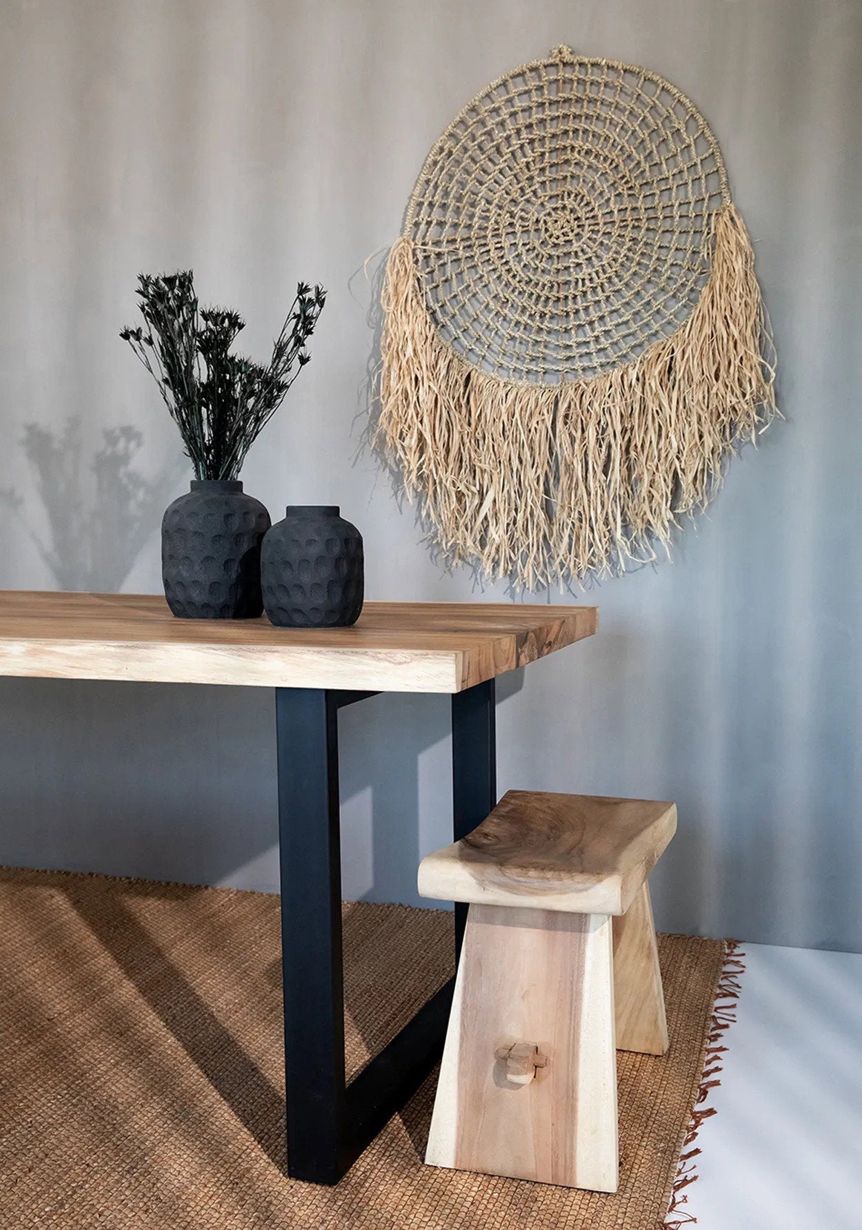 Trendy vase – black terracotta design for dried flowers