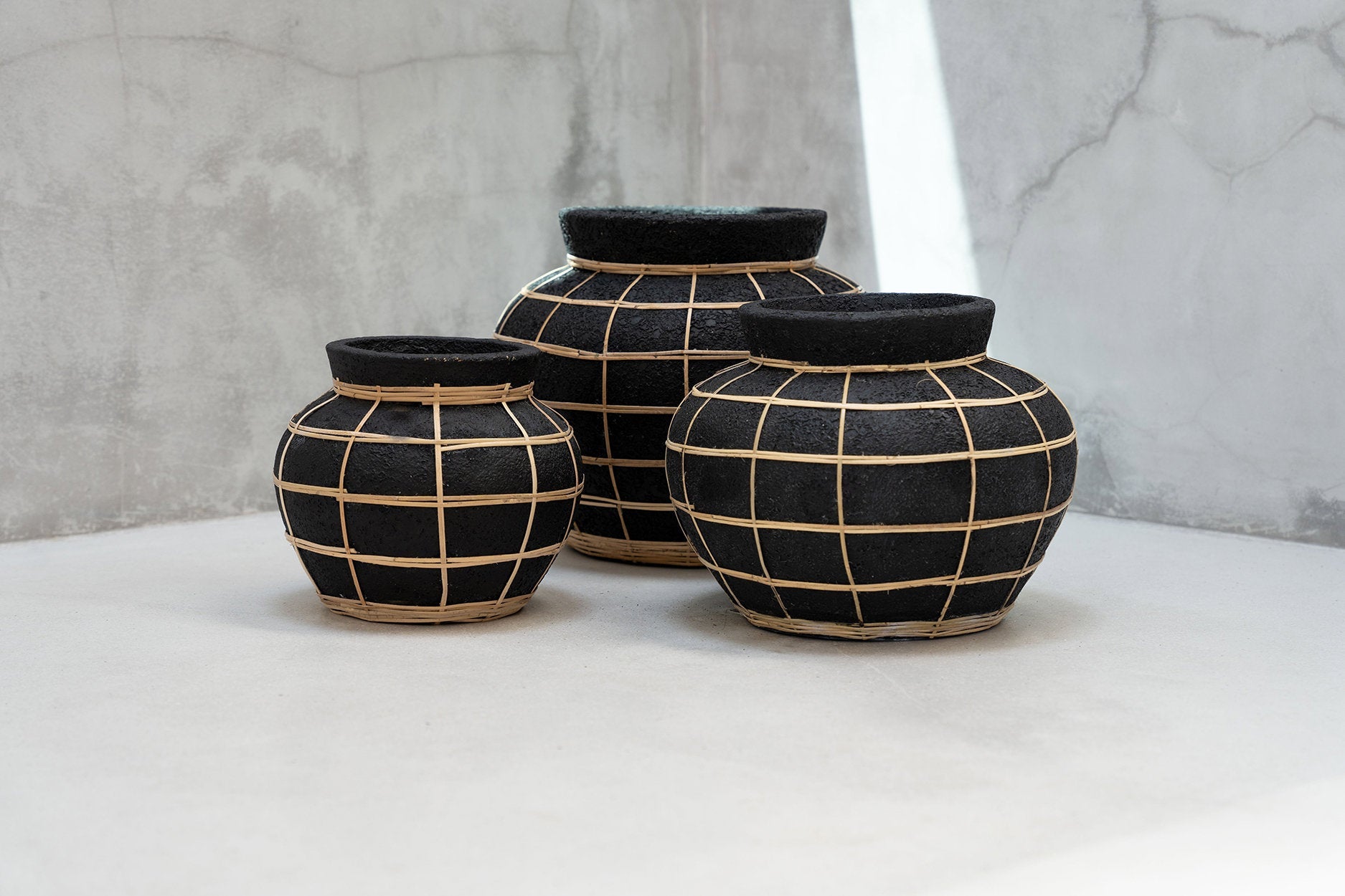 The Belly Vase – terracotta with rattan detail in black