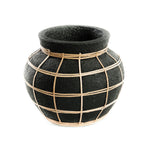 Vase The Belly Vase – terracotta and reed in black and natural