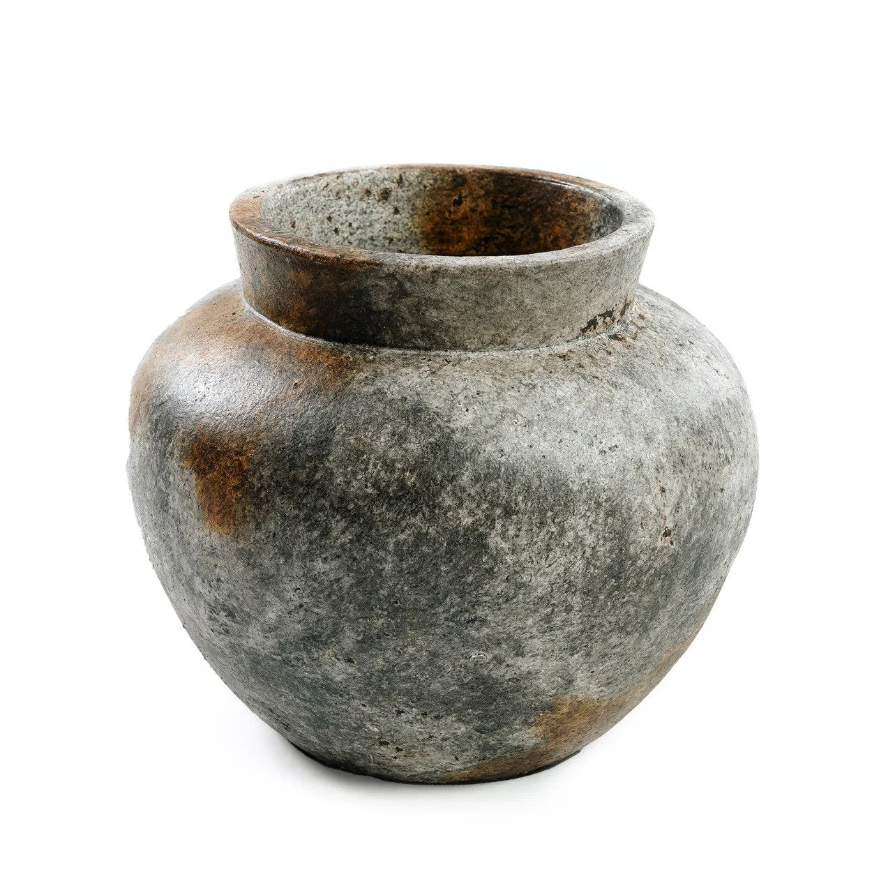 Antique Grey Vase M – terracotta with organic shapes