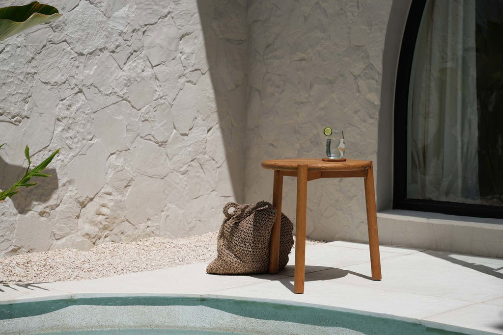 De Gilimanuk Bijzettafel - Buitenshuis