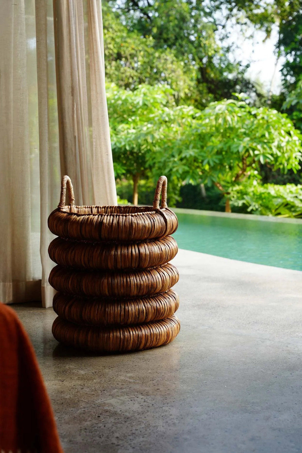 Mand Chunky – waterhyacint met handvatten in natuurlijke uitstraling