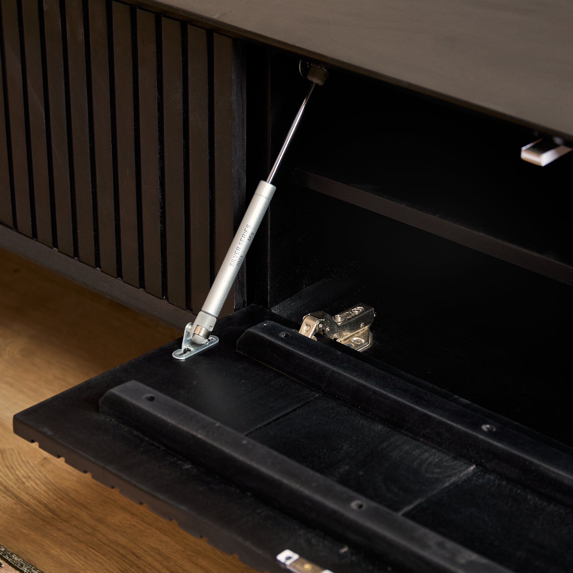 Zwevend tv-meubel Madison Zwart | 280 cm
