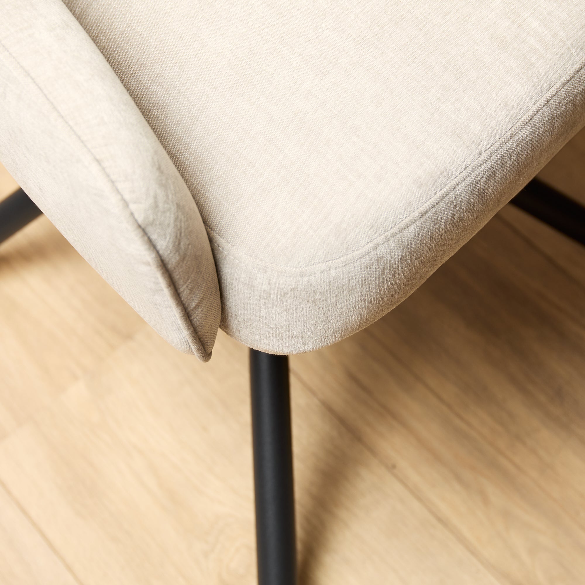 Eetkamerstoel Hanna | Beige | Met armleuning (set van 2)